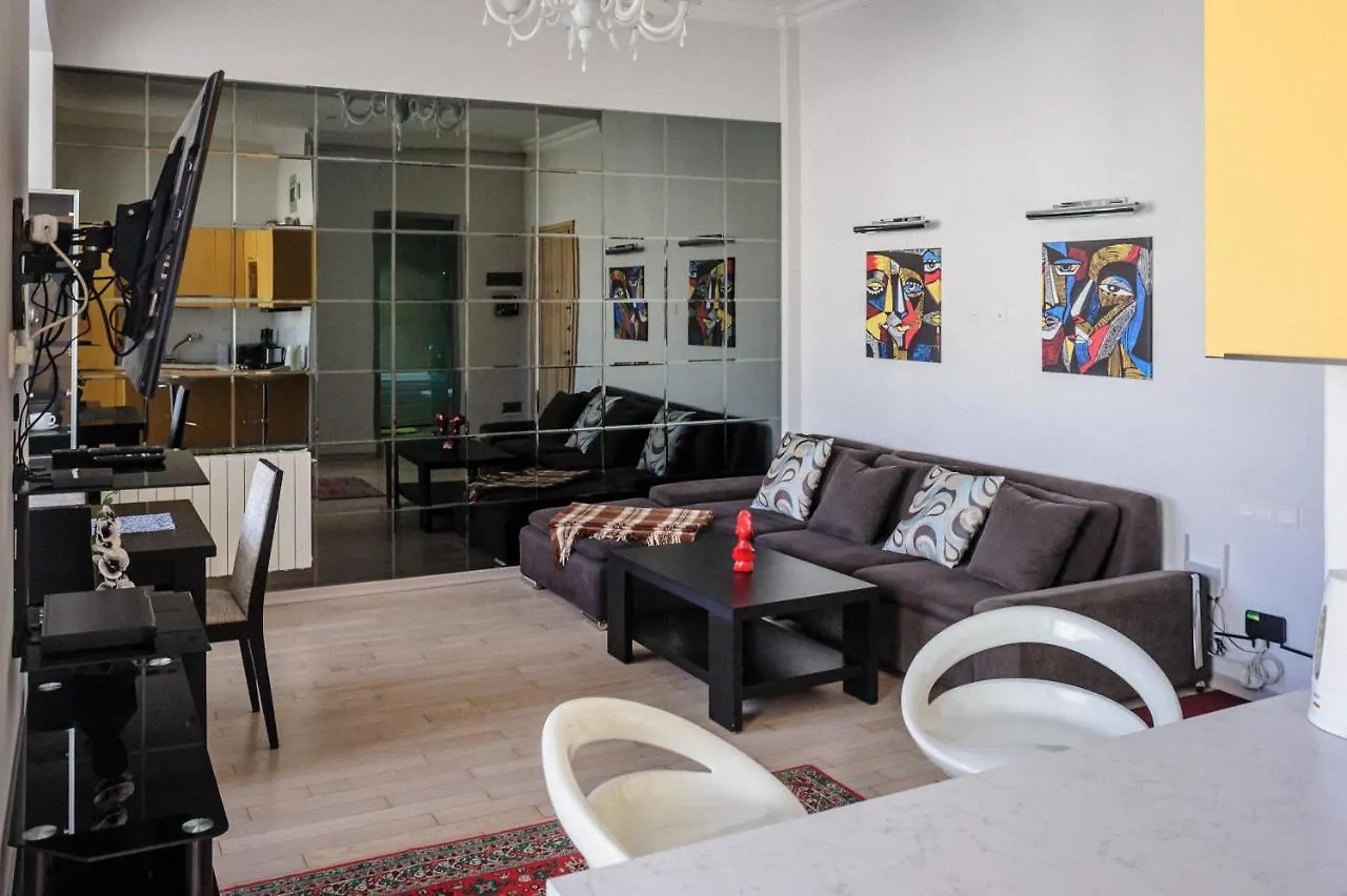 Cozy Studio, Center, Sea View バクー